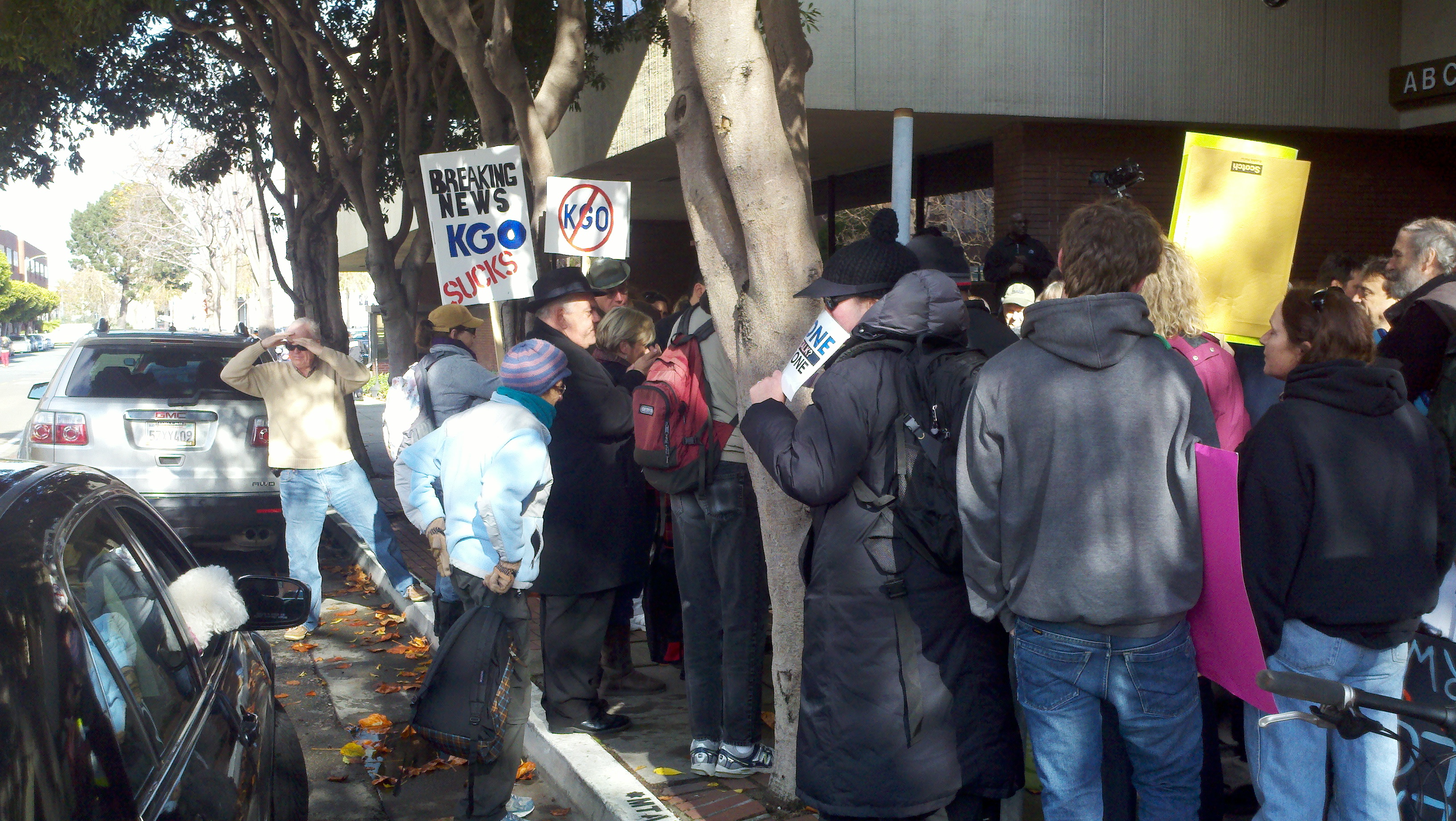 Occupy KGO! Scenes from a San Francisco demonstration - Radio Survivor