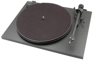 Pro-ject Essentail turntable